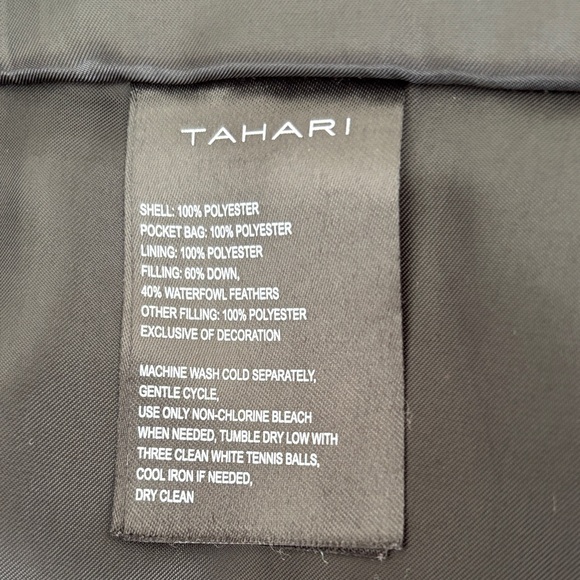 Women's Black Puffer Coat - Picture 8 of 8